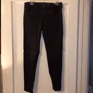 Dark burgundy super stretch joggings!